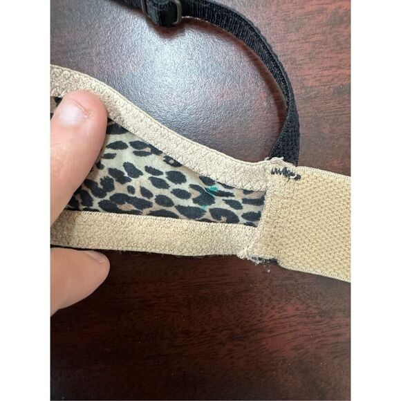 Victoria’s Secret Very Sexy Leopard Print Push Up Bra Size 34B - Picture 7 of 10
